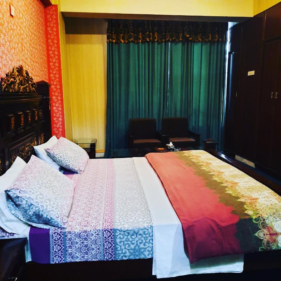 Divine Hotel 라왈핀디 외부 사진