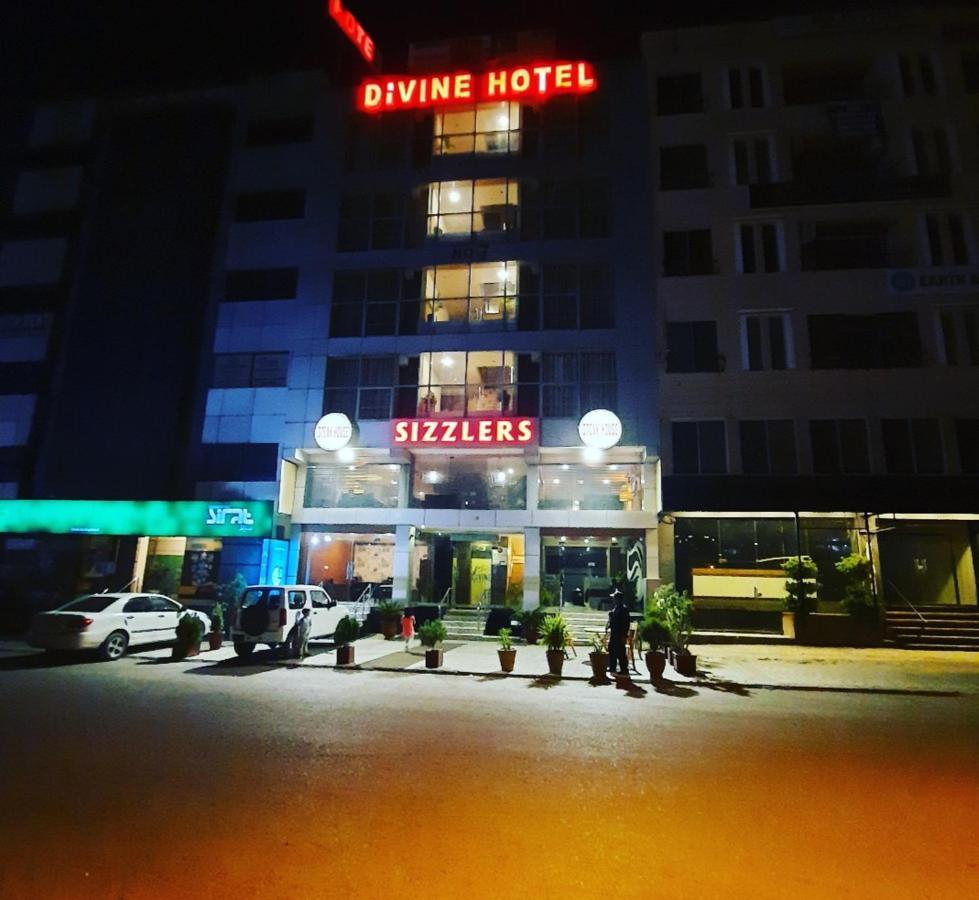 Divine Hotel 라왈핀디 외부 사진